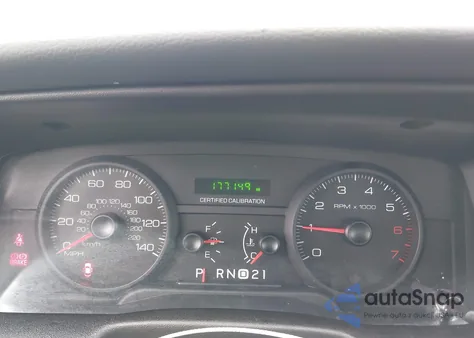 2011 Ford Crown Victoria Police Interceptor из США, поврежденный, VIN 2FABP7BV9BX101067